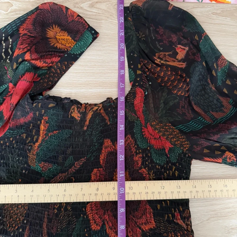 Farm Rio Medium Black River Creatures Blouse Tropical Puff Sleeve Peplum Resort